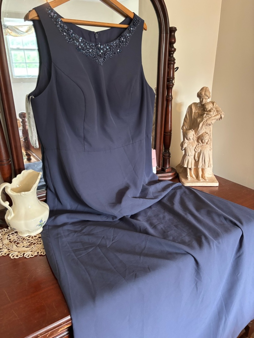 JJs House Elegant Navy Sleeveless Beaded Neck Formal Dress Size 20W